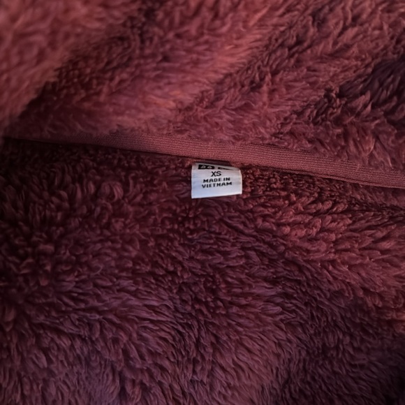 UNIQLO Fluffy Yarn Fleece Full-Zip Jacket - Picture 3 of 3